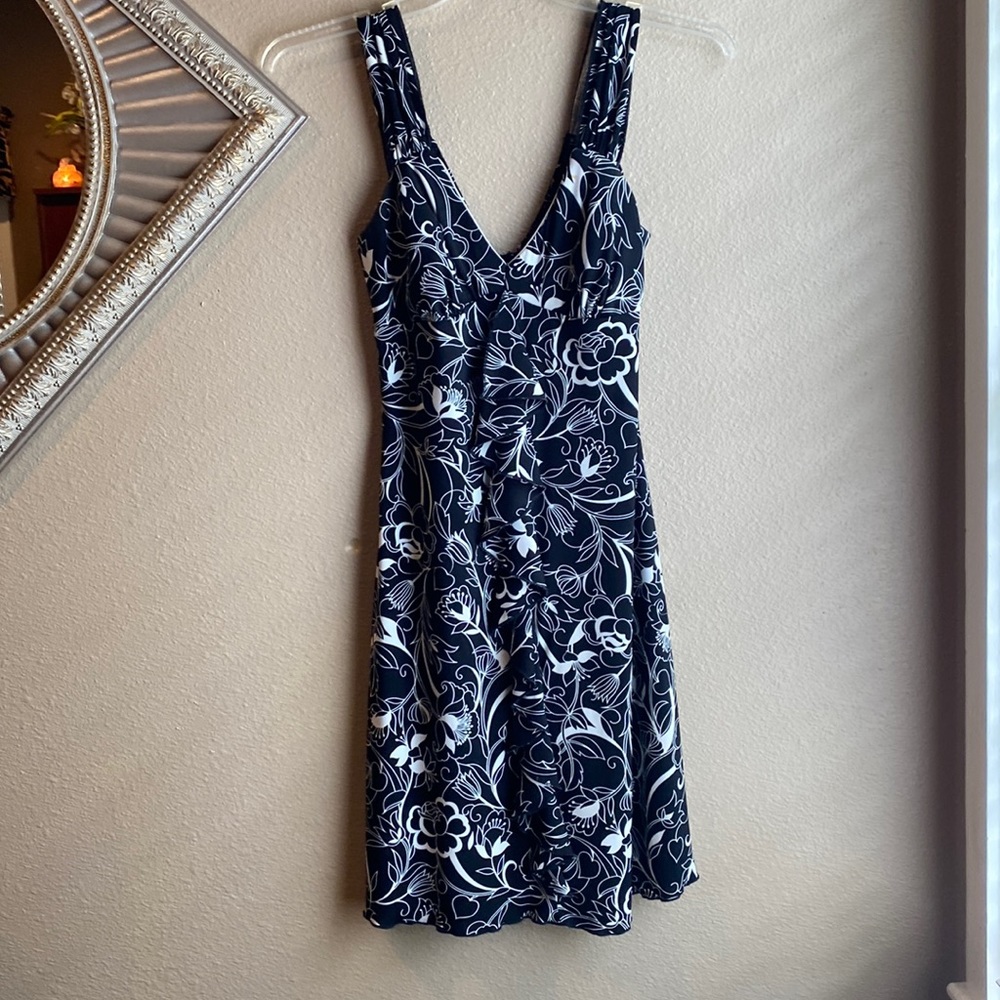 Black & white mini dress